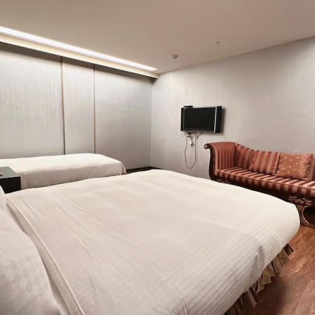 Crystal City Hotel Zhongli Eksteriør bilde