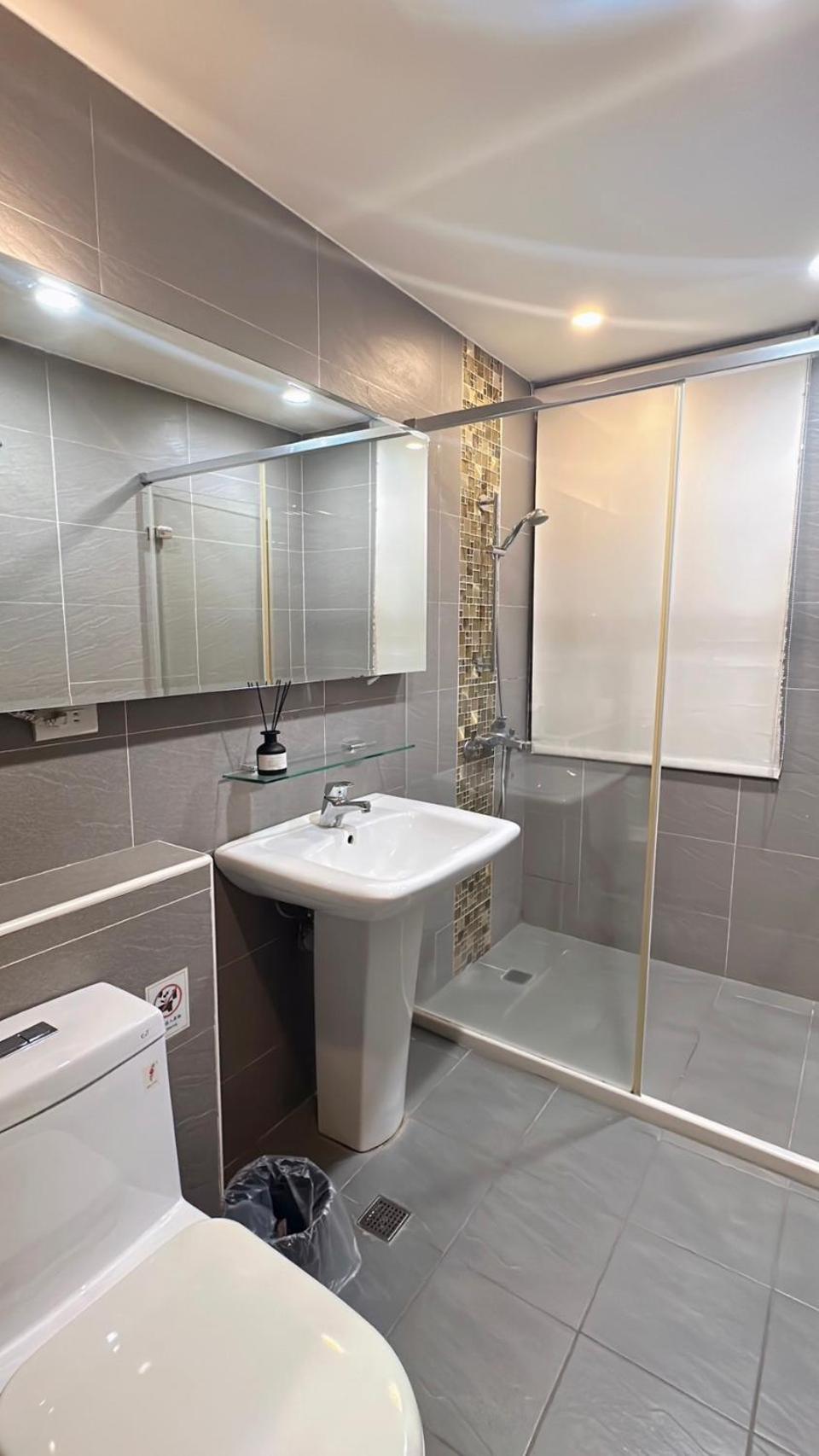 Crystal City Hotel Zhongli Eksteriør bilde