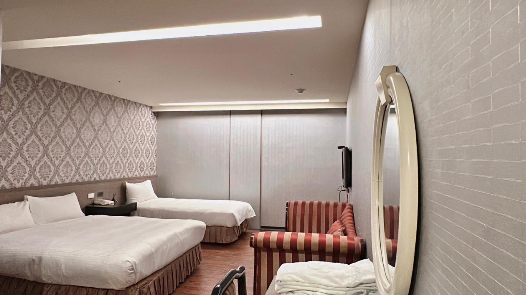 Crystal City Hotel Zhongli Eksteriør bilde