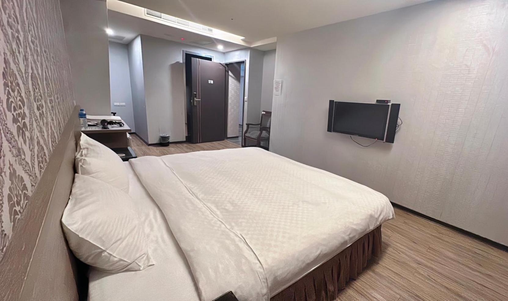 Crystal City Hotel Zhongli Eksteriør bilde
