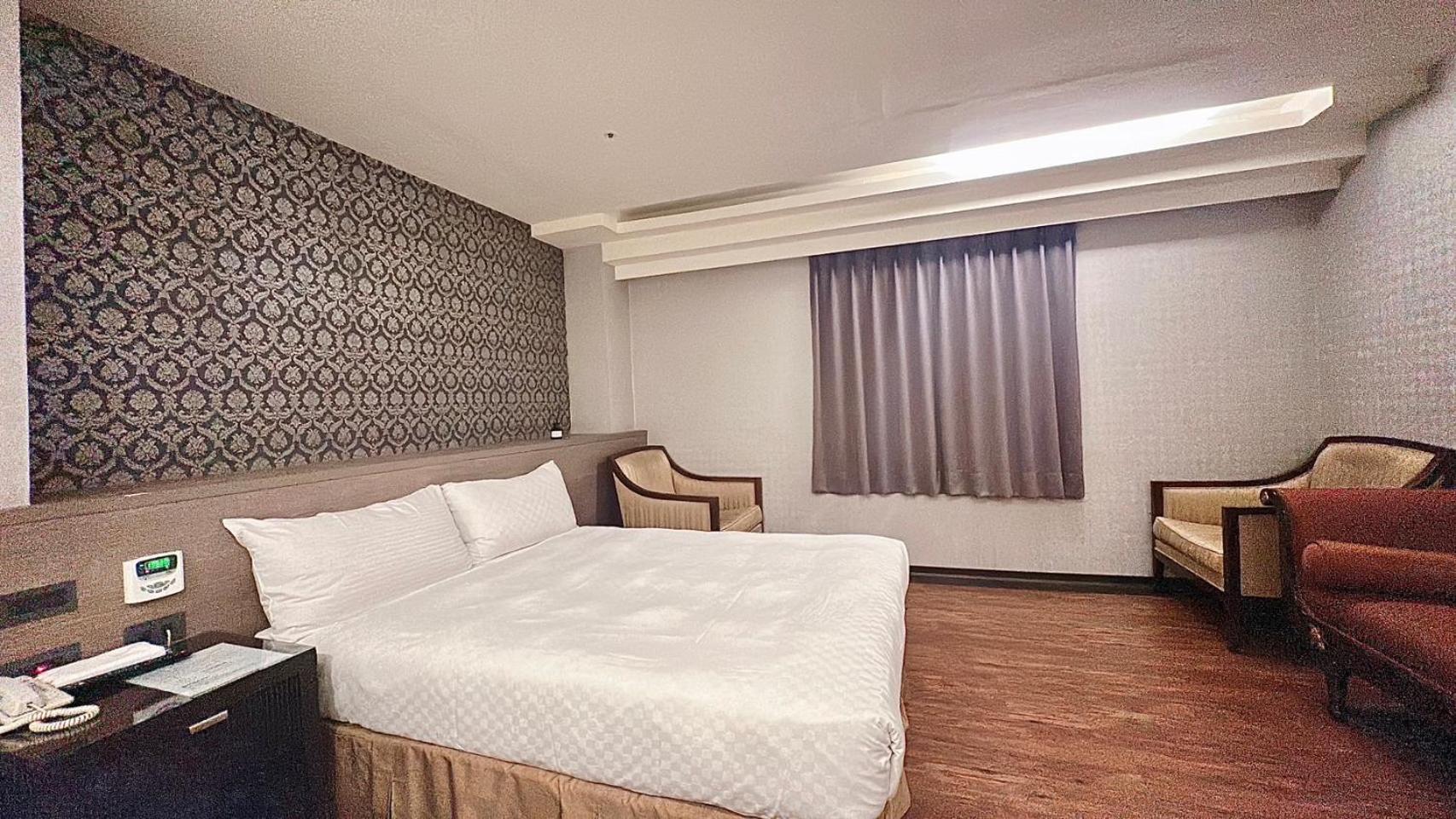 Crystal City Hotel Zhongli Eksteriør bilde